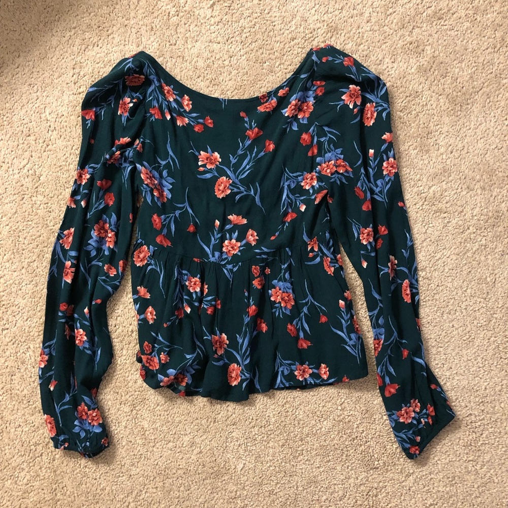 Tie Front American Eagle Top - Picture 6 of 9